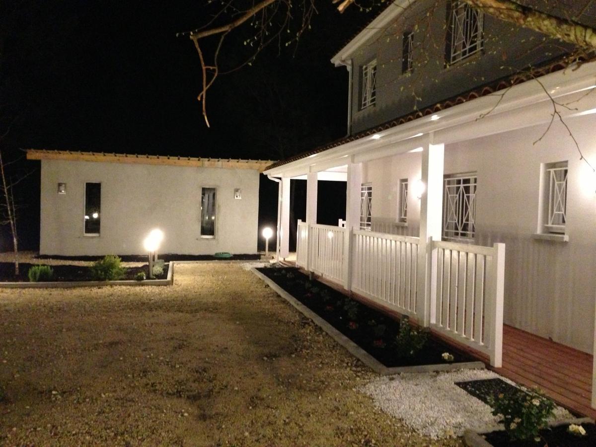 Domaine De Giron Moulis-en-Médoc Exterior foto